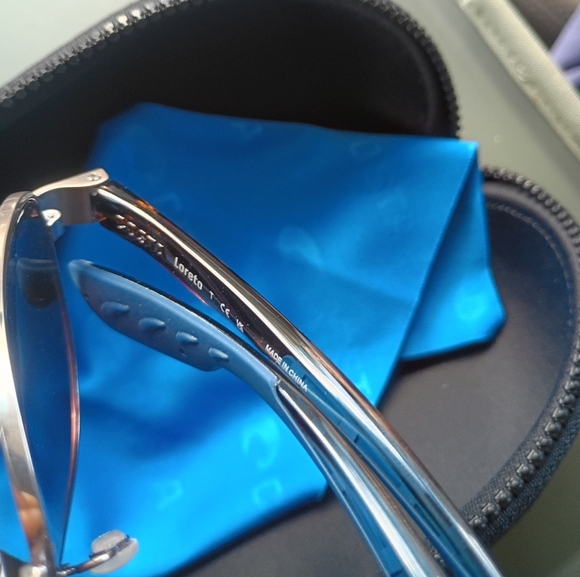 Costa Loreto Sunglasses with Case - Picture 3 of 5